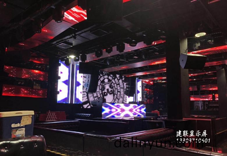 鄭(zheng)州(zhou)酒吧(ba)屏廠(chang)傢(jia)