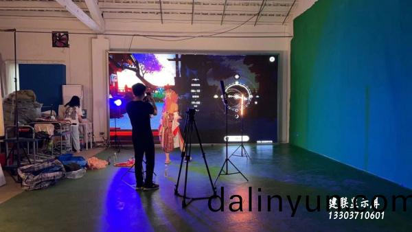 鄭(zheng)州(zhou)LED顯(xian)示屏(ping)廠(chang)傢(jia)